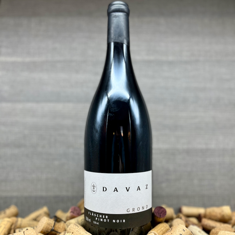 Pinot Noir Grond Magnum Weingut Davaz, Bester Pinot Noir Graubünden, Pinot Noir Fläsch, Wein zu Bündner Spezialitäten