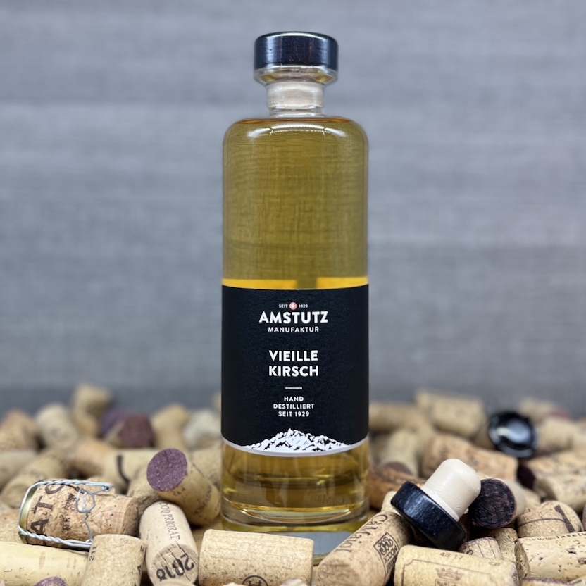 Vieille Kirsch Amstutz, Amstutz Manufaktur, Bester Kirsch Schnaps Schweiz, Brennerei des Jahres, süsslicher Kirsch