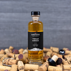 Vieille Kirsch Amstutz, Amstutz Manufaktur, Bester Kirsch Schnaps Schweiz, Brennerei des Jahres, süsslicher Kirsch